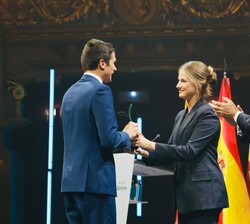 Su Alteza Real la Princesa de Asturias y de Girona entrega el Premio Social 2025 a Pablo Sánchez